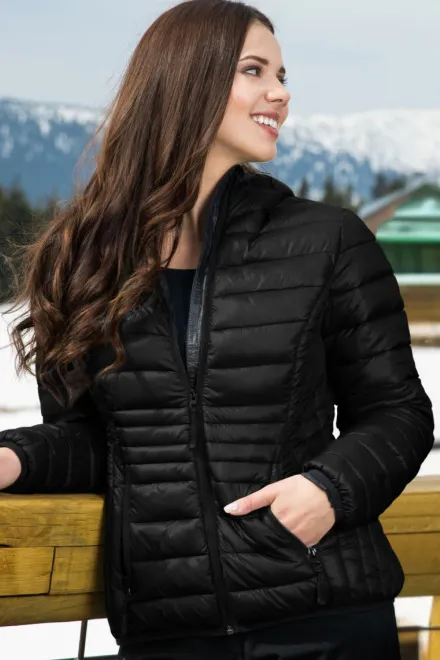 Levná dámská prošívaná bunda, černá