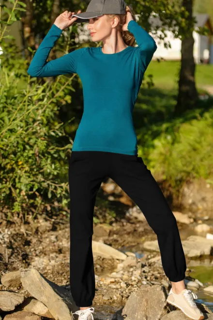 Levné dámské tepláky s kapsami, černá