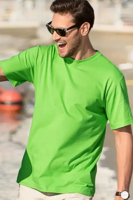 Levné pánské triko klasické, jablkově zelená